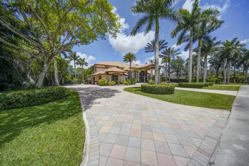 Picture of 3828 Pine Lake Dr, Weston, FL 33332