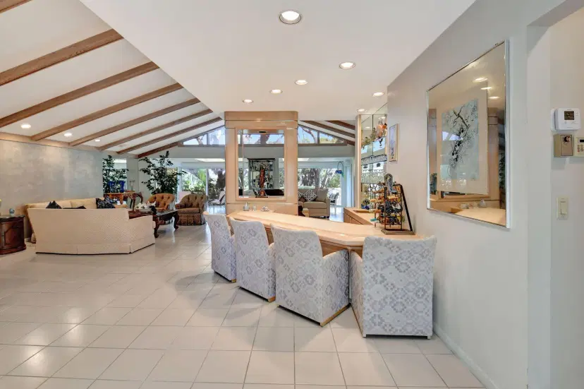 Picture of 30 Hampshire Lane, Boynton Beach FL 33436