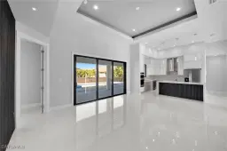 Picture of 902 NW 38Th Ave, Cape Coral, FL 33993