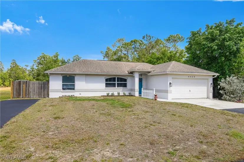 Picture of 4430 12Th St Ne, Naples FL 34120