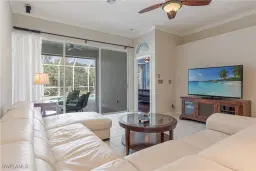 Picture of 8815 Naples Heritage Dr D9, Naples, FL 34112