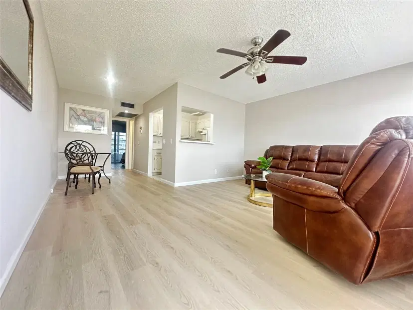 Picture of 2008 Harwood C 2008, Deerfield Beach FL 33442