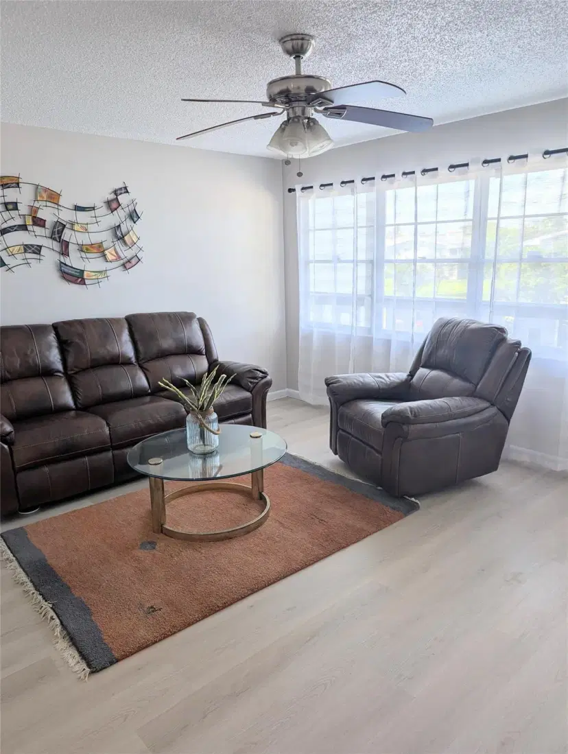 Picture of 2008 Harwood C 2008, Deerfield Beach FL 33442