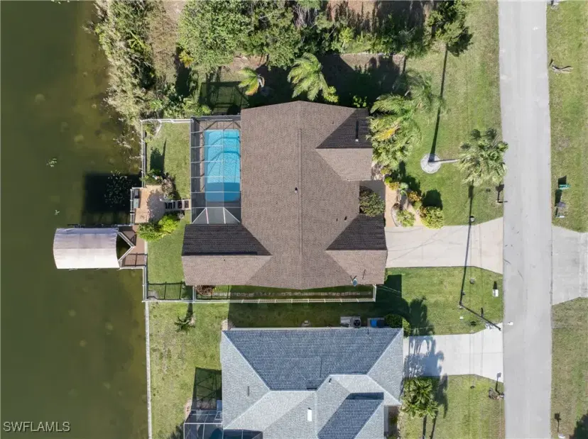 Picture of 302 SE 5Th St, Cape Coral FL 33990