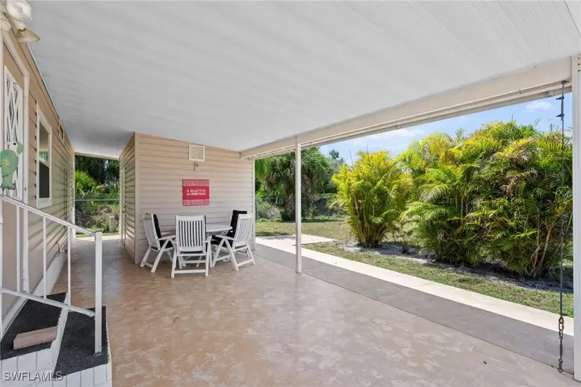 Picture of 429 Archer Ln, North Fort Myers FL 33903