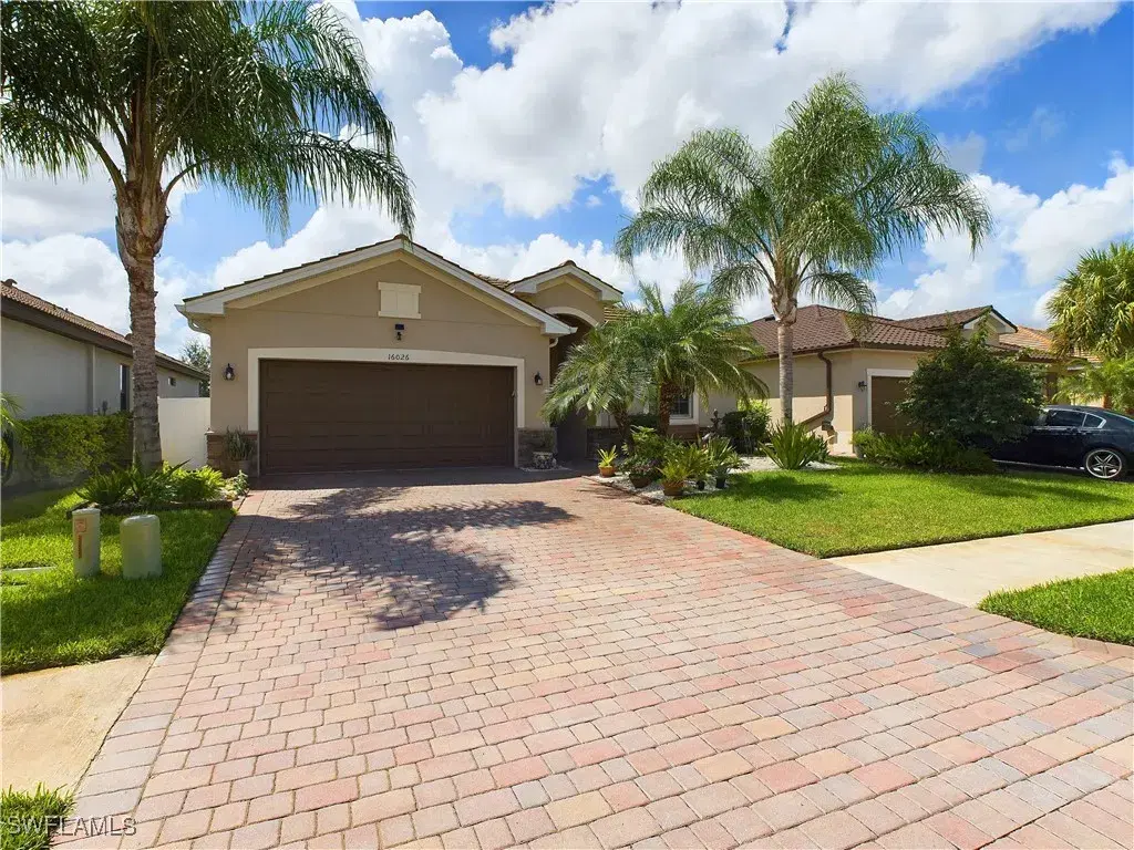Picture of 16026 Mistflower Dr, Alva, FL 33920