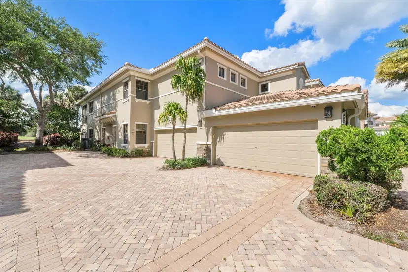 Picture of 7641 Old Thyme Ct 6A, Parkland FL 33076