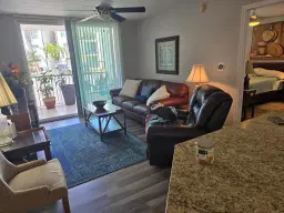 Picture of 701 Villa Circle, Boynton Beach, FL 33435