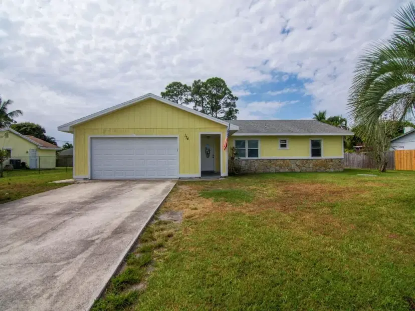 Picture of 134 SE Whitmore Drive, Port St Lucie FL 34984