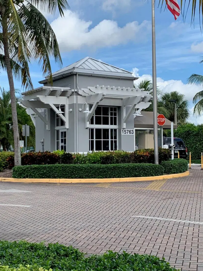 Picture of 202 E Flanders 202, Delray Beach FL 33484