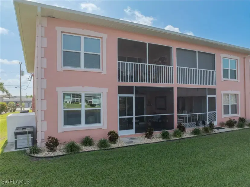 Picture of 4544 SE 5Th Pl 107, Cape Coral FL 33904