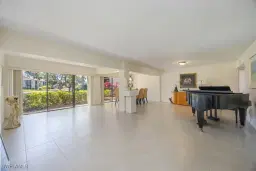 Picture of 576 Retreat Dr 101, Naples, FL 34110