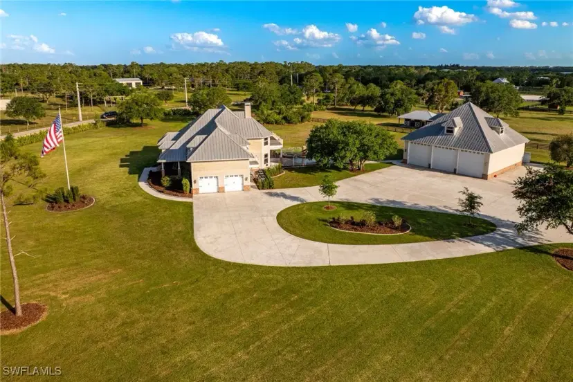 Picture of 16900 N River Rd, Alva FL 33920