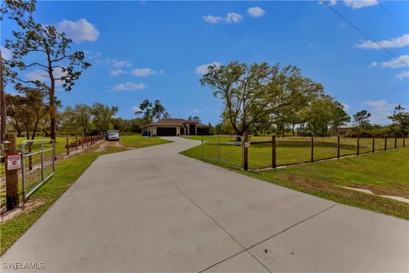 Picture of 7583 18Th Pl, Labelle FL 33935