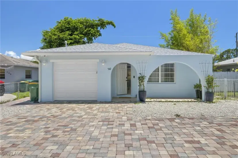 Picture of 742 111Th Ave N, Naples, FL 34108