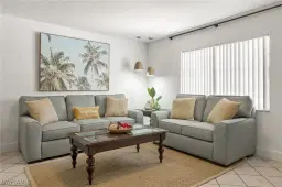 Picture of 742 111Th Ave N, Naples, FL 34108