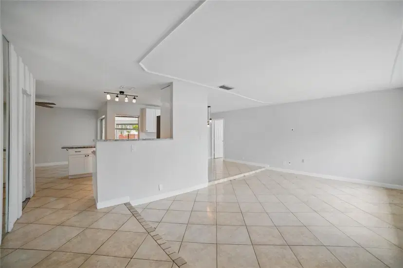 Picture of 7965 NW 9Th St, Margate FL 33063