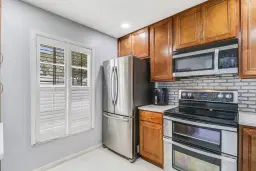 Picture of 505 Holyoke Ln, Lake Worth, FL 33467