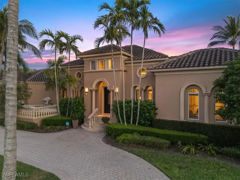 Picture of 550 21St Ave S, Naples FL 34102