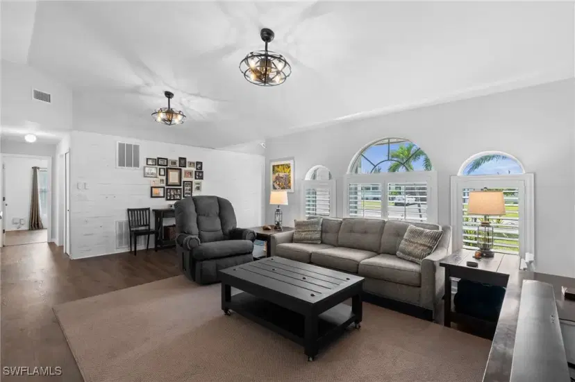 Picture of 1511 SW 29Th Ter, Cape Coral FL 33914