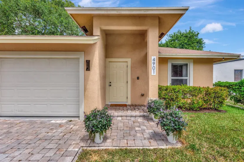 Picture of 4901 Lincoln Road, Delray Beach FL 33445