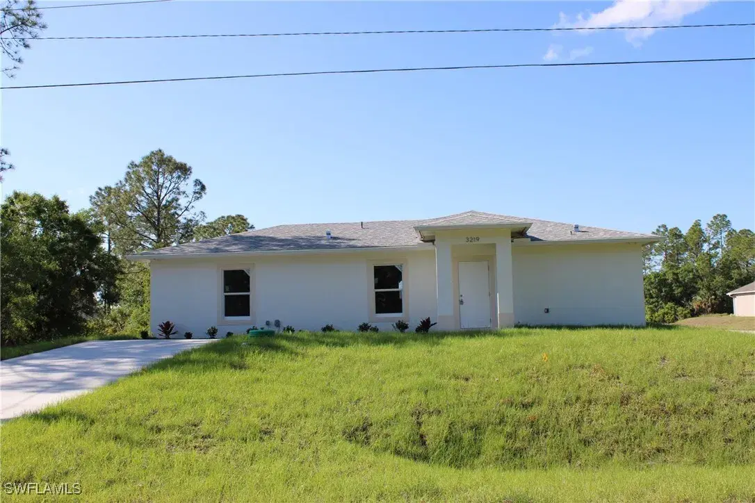 Picture of 3219 46Th St W, Lehigh Acres, FL 33971