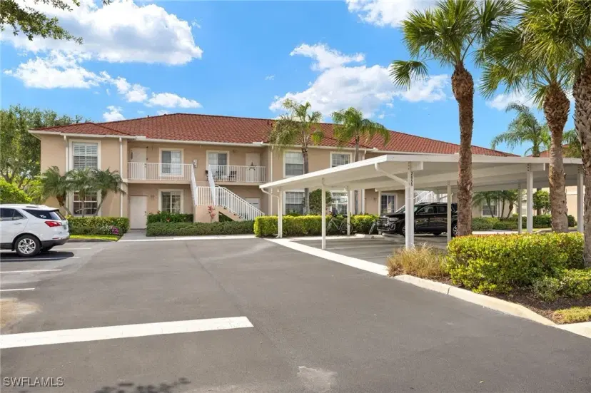 Picture of 2855 Cypress Trace Cir 101, Naples FL 34119