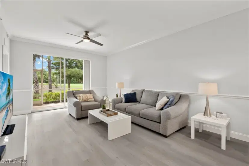 Picture of 2855 Cypress Trace Cir 101, Naples FL 34119