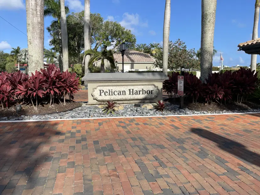 Picture of 40 Pelican Pointe 105 Drive 105, Delray Beach FL 33483