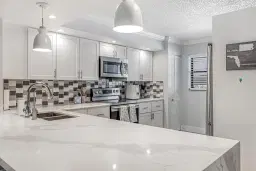 Picture of 12926 Briarlake Drive 201, Palm Beach Gardens, FL 33418