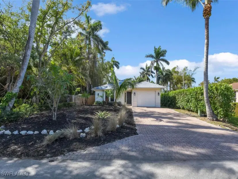 Picture of 1022 Sperling Ave, Naples FL 34103