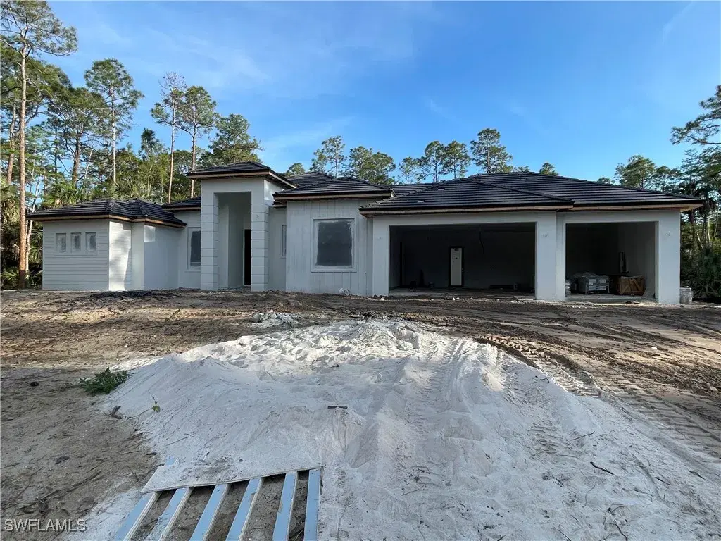 Picture of 524 22Nd Ave Nw, Naples, FL 34120