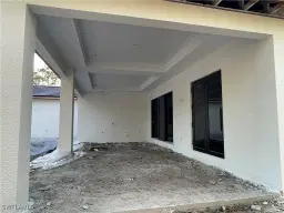 Picture of 524 22Nd Ave Nw, Naples, FL 34120
