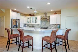 Picture of 5425 Shearwater Dr, Sanibel, FL 33957