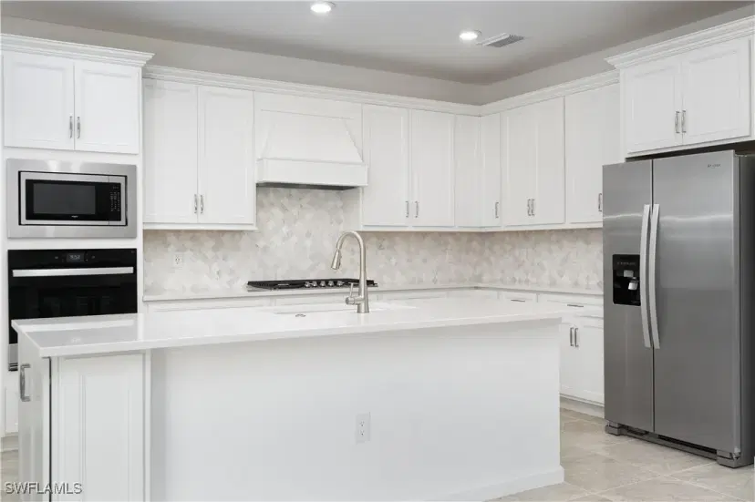 Picture of 42568 Adirondack Dr, Punta Gorda FL 33982