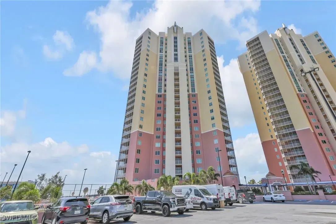 Picture of 2743 1St St 1206, Fort Myers, FL 33916