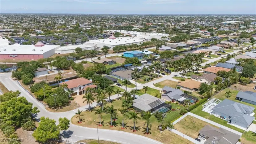 Picture of 2310 SE 18Th Ave, Cape Coral FL 33990