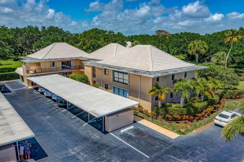 Picture of 11 SE Concourse Drive Unit B, Jupiter FL 33469