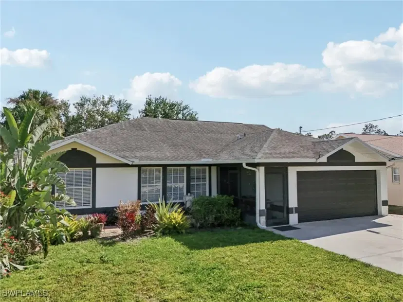 Picture of 1570 Golden Gate Blvd W, Naples FL 34117