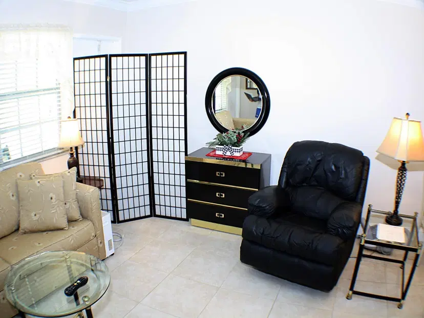 Picture of 5208 NE 24Th Ter F-321, Fort Lauderdale FL 33308