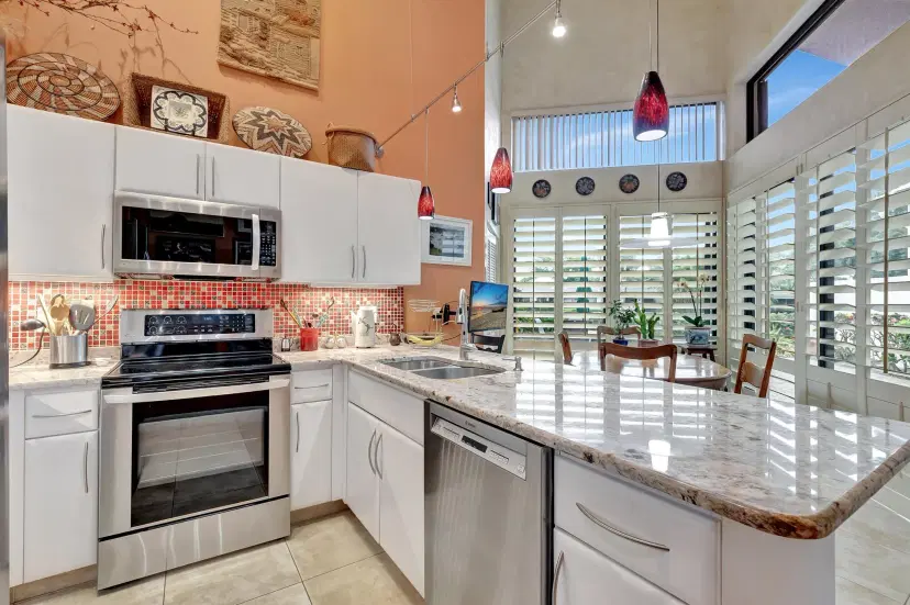 Picture of 20019 Waters Edge Drive, Boca Raton FL 33434