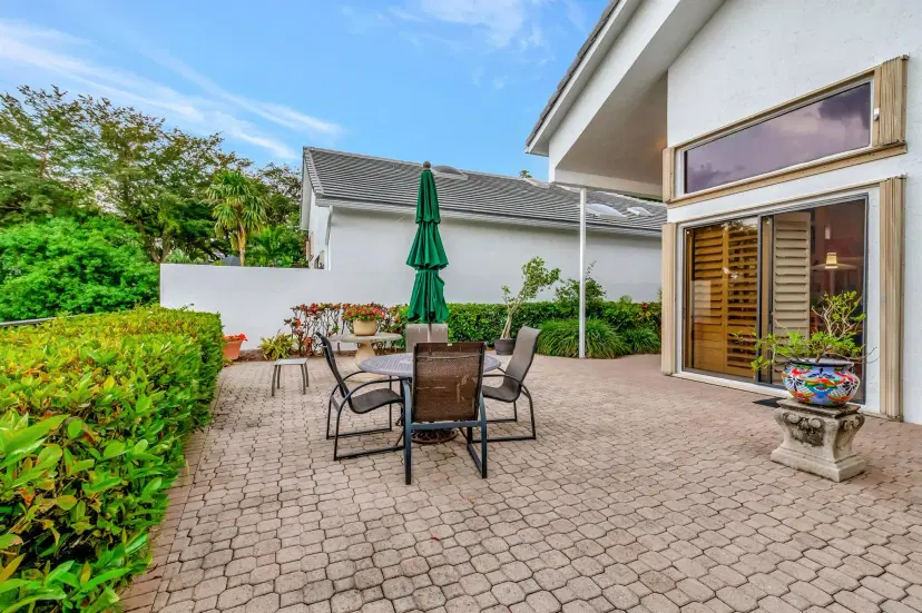 Picture of 20019 Waters Edge Drive, Boca Raton FL 33434