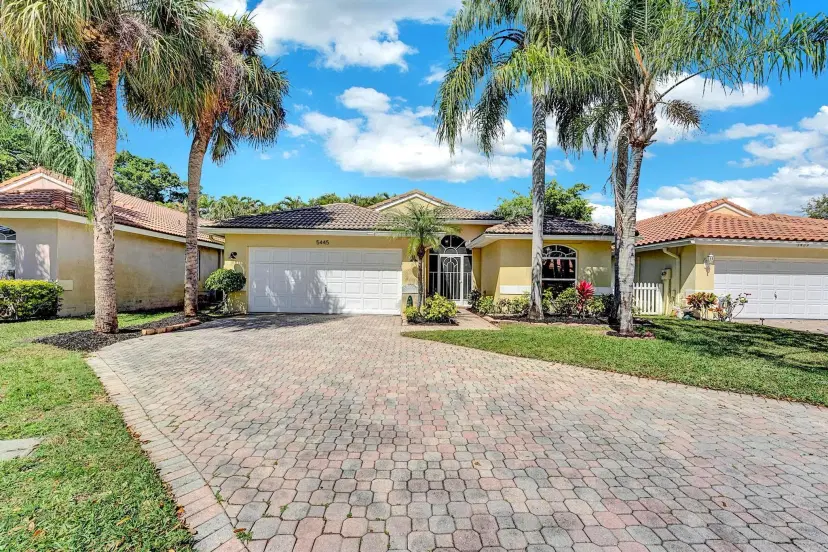 Picture of 5445 Grande Palm Cir, Delray Beach FL 33484