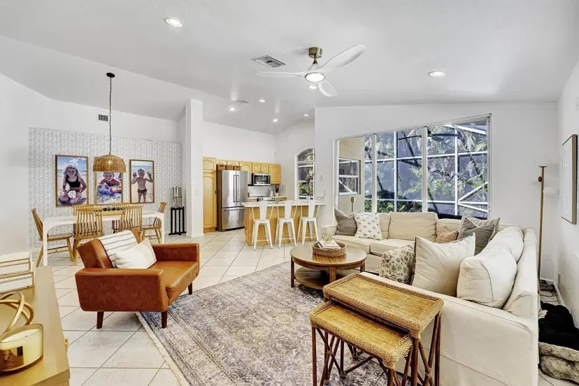 Picture of 5445 Grande Palm Cir, Delray Beach FL 33484