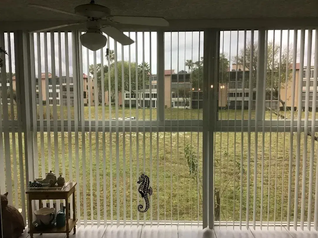 Picture of 7340 Lake Circle Dr 205, Margate, FL 33063