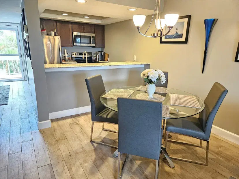Picture of 534 NE Plantation Rd 4606, Stuart FL 34996
