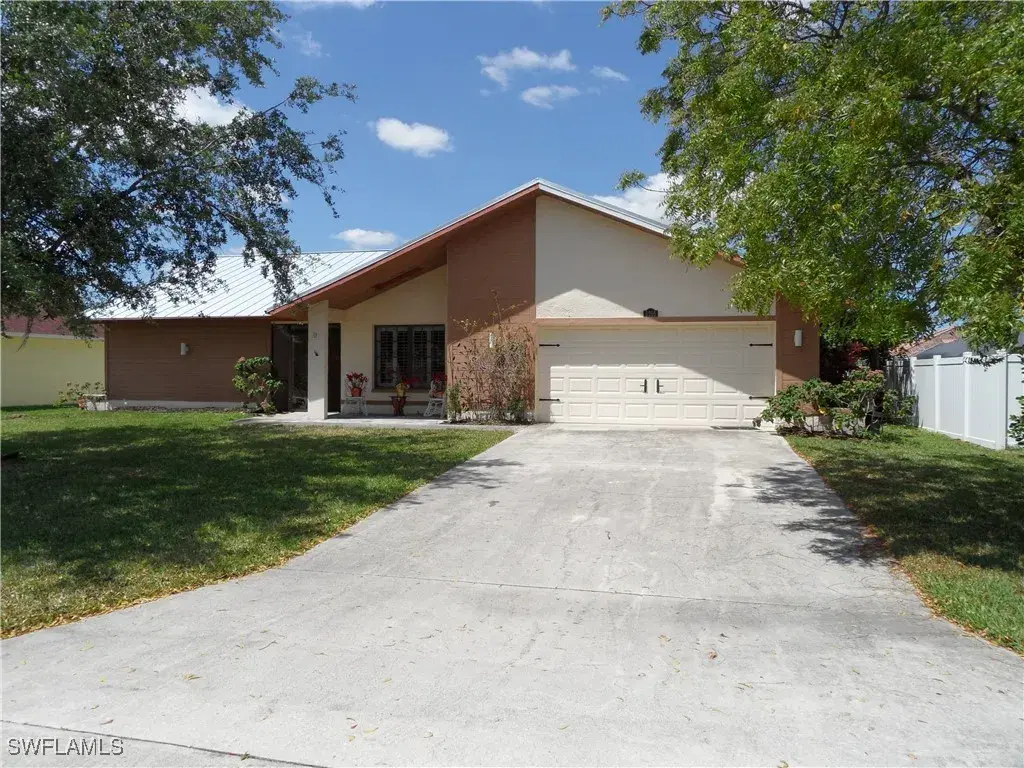 Picture of 1216 SE 22Nd Pl, Cape Coral, FL 33990