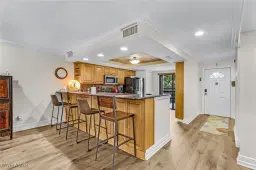 Picture of 124 Pinebrook Dr, Fort Myers, FL 33907