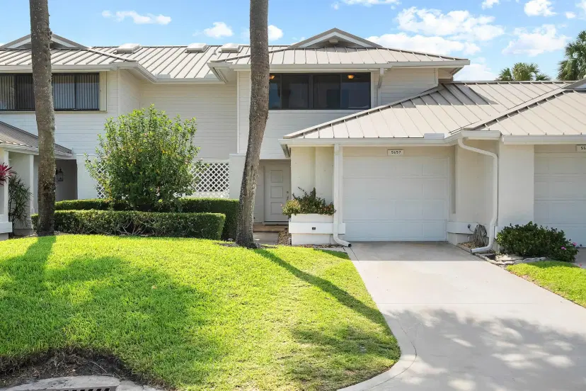 Picture of 5657 SE Foxcross Place, Stuart FL 34997