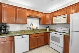 Picture of 17150 Ravens Roost 3, Fort Myers, FL 33908